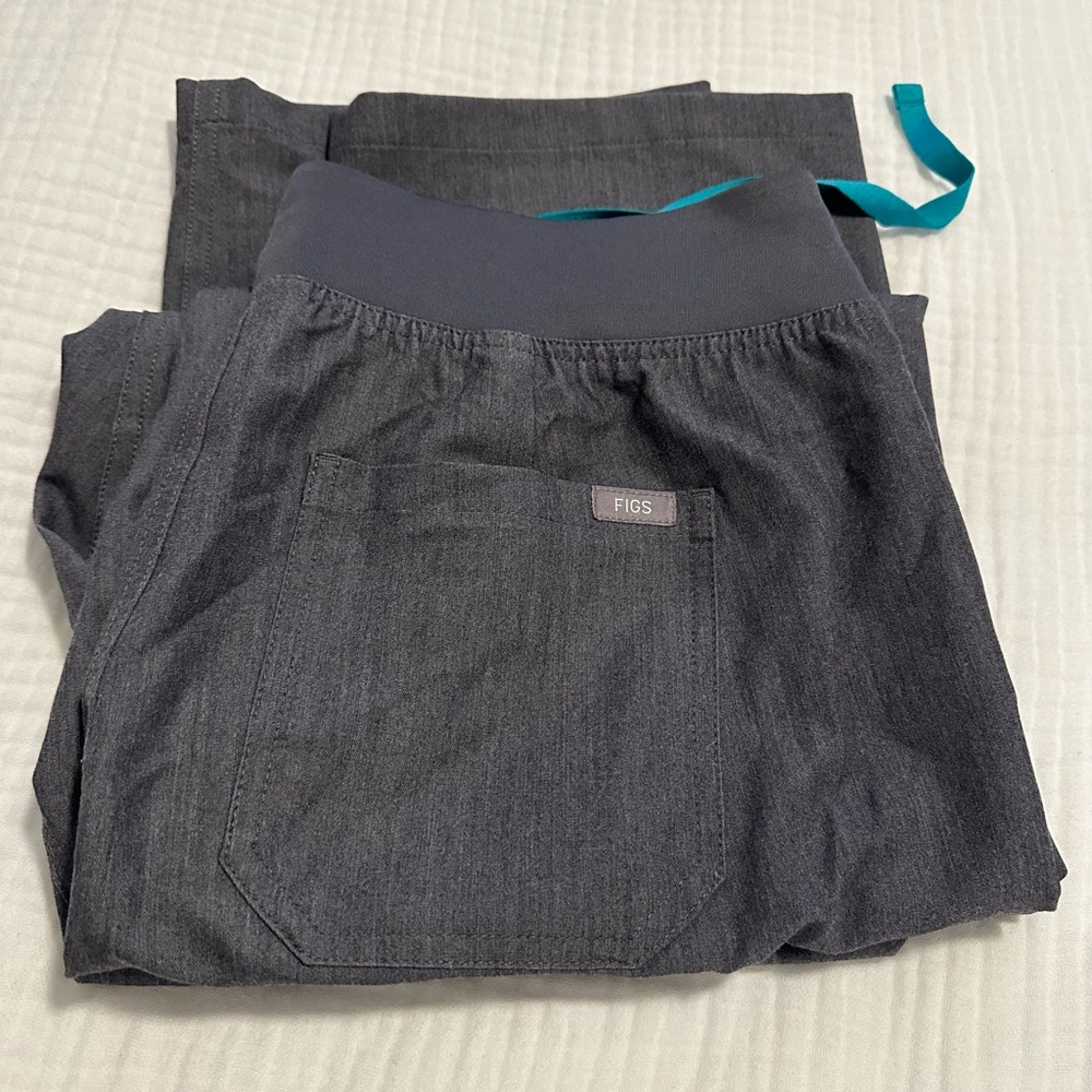 Figs graphite high waisted Livingston basic scrub pant